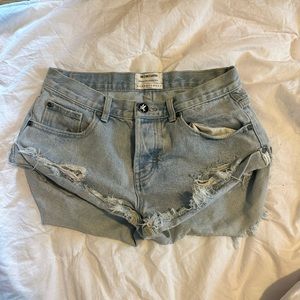 One Teapsoon Bandit Short